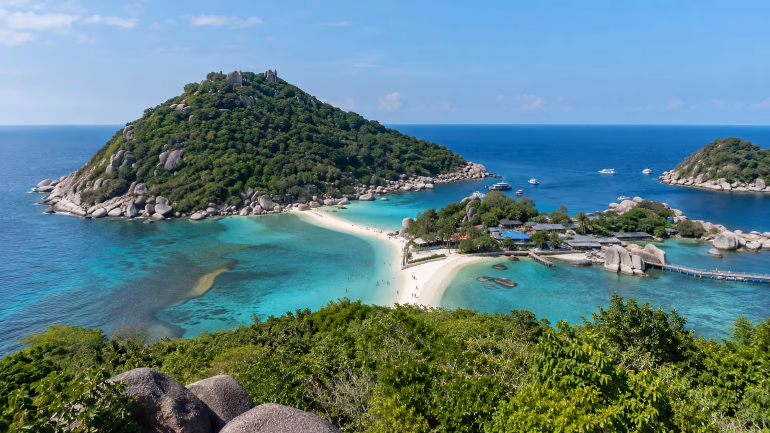 Koh Nang Yuan Thailand seen from a elevated viewpoint